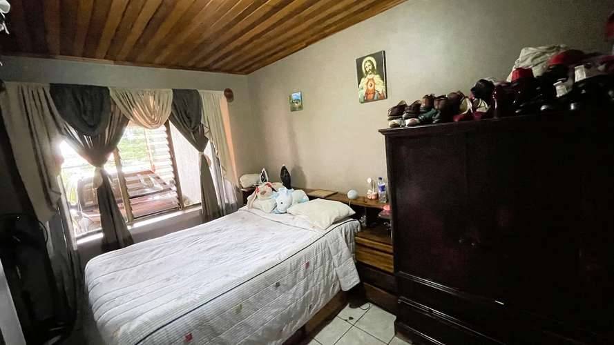 ENCANTADORA CASA EN VENTA EN GRECIA, ALAJUELA