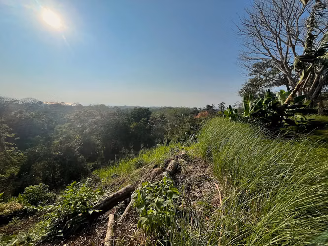 Lote de 6,300m² con hermosas vistas al valle, al mar y al atardecer cerca de Playa Hermosa - Imagen 3