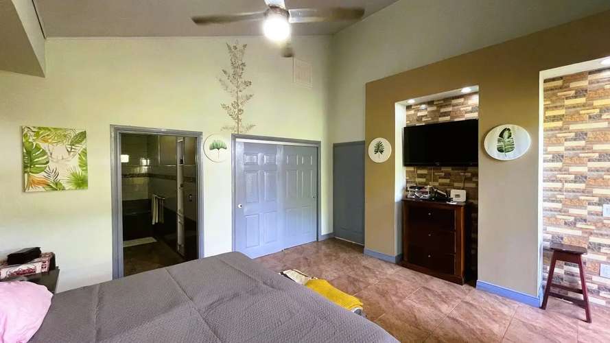 HERMOSA CASA EN VENTA EN VALLE AZUL – CERCA DE LA FORTUNA, COSTA RICA - Imagen 20