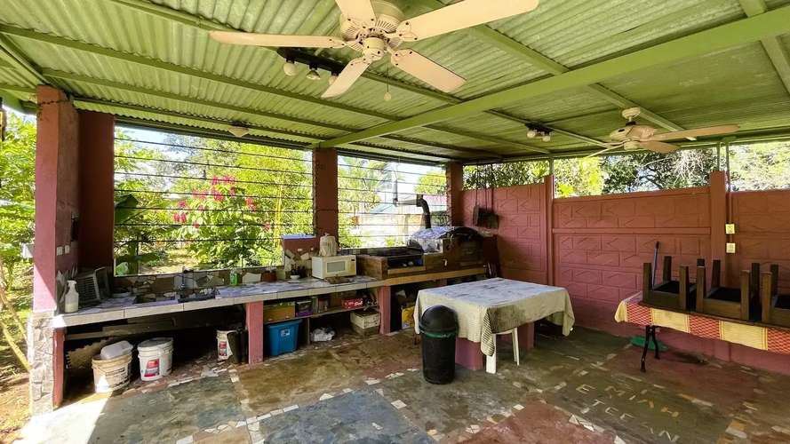 HERMOSA CASA EN VENTA EN VALLE AZUL – CERCA DE LA FORTUNA, COSTA RICA - Imagen 17