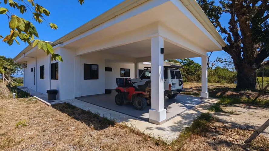 Casa a estrenar de 3 dormitorios con impresionantes vistas en Santiago, a pasos de Santa Teresa y Playa Hermosa. - Imagen 12