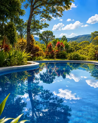 71-Acre Coffee Farm Estate: Pool, Stables & Panoramic Mountain Vistas - Imagen 2