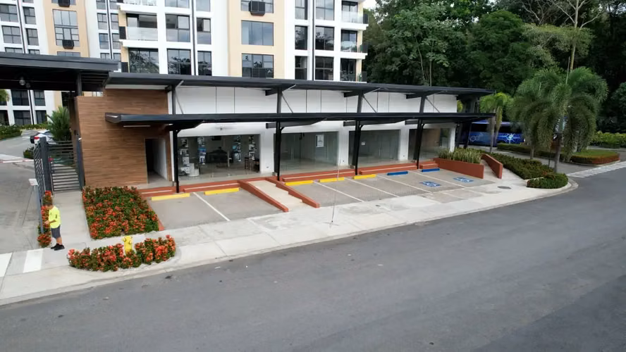 Espacio de oficina/comercial moderno a estrenar en Jacó, Costa Rica - Ubicación privilegiada - Imagen 3