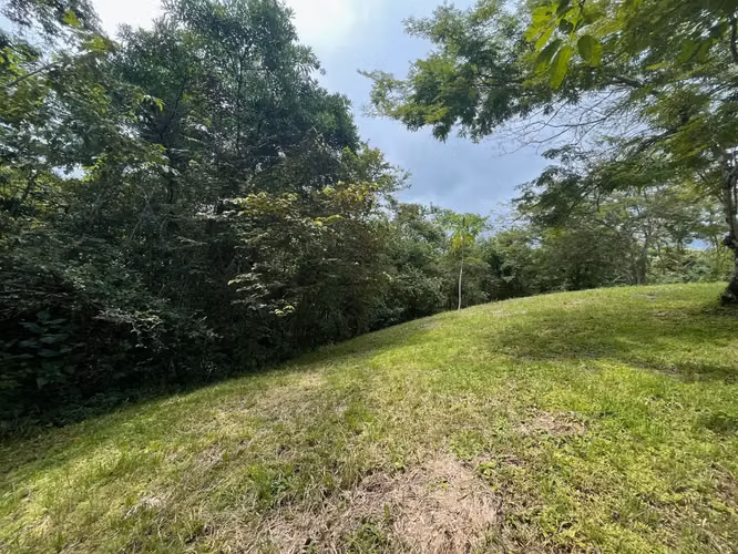 Hermoso lote listo para construir en Delicias – Excelente precio, permisos incluidos