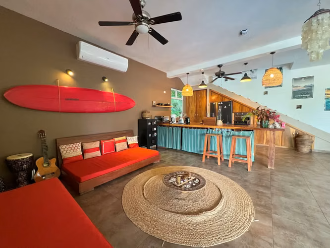 Finca de lujo en Santa Teresa Hills: 3 villas, 1 casa, terraza de yoga, 3 piscinas y vistas al océano y a la selva. - Imagen 18