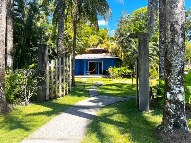 Casa de 7 dormitorios con piscina frente al mar en Santa Teresa: ¡Ingresos por alquiler llave en mano! - Imagen 16