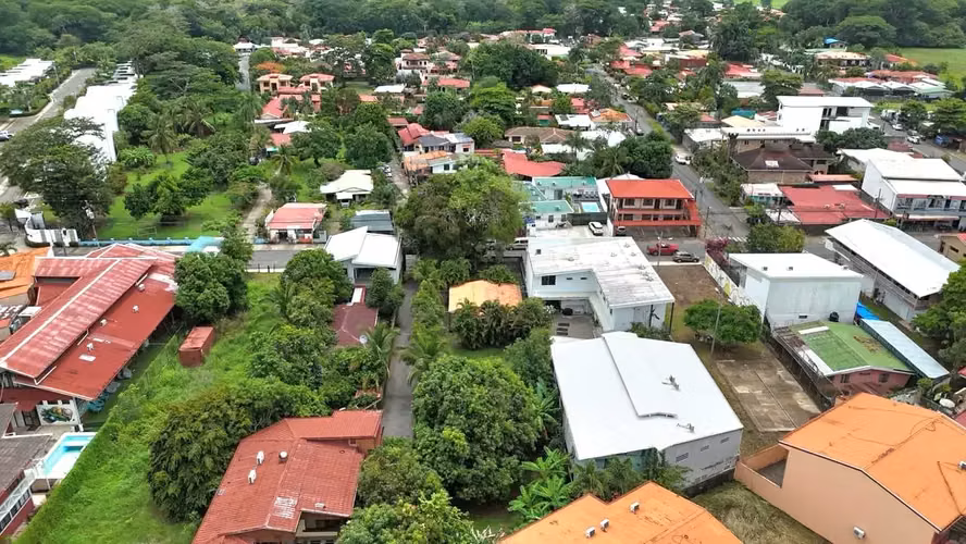 Terreno comercial de primera categoría en la calle Lapa Verde | Oportunidad de inversión de 931 m² en Jacó - Imagen 11