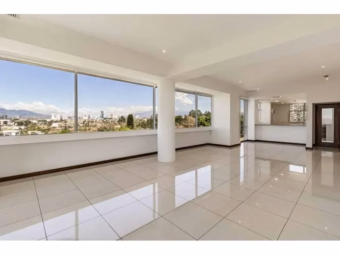Espacioso Apartamento de Lujo con Vistas Panorámicas en Escazú, San José - Imagen 14
