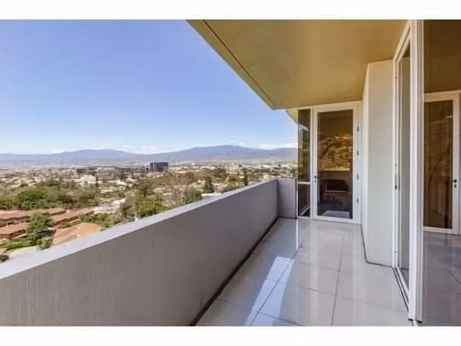Espacioso Apartamento de Lujo con Vistas Panorámicas en Escazú, San José - Imagen 18