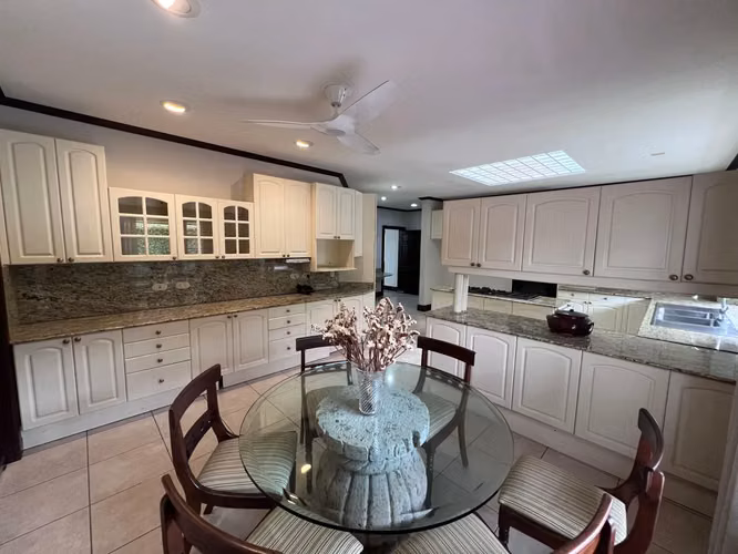 Casa de Lujo en Bosques de Lindora, Santa Ana - Imagen 5