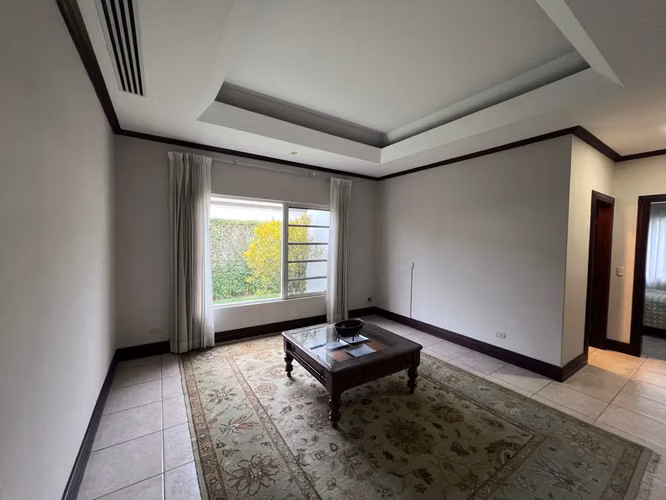 Casa de Lujo en Bosques de Lindora, Santa Ana - Imagen 9