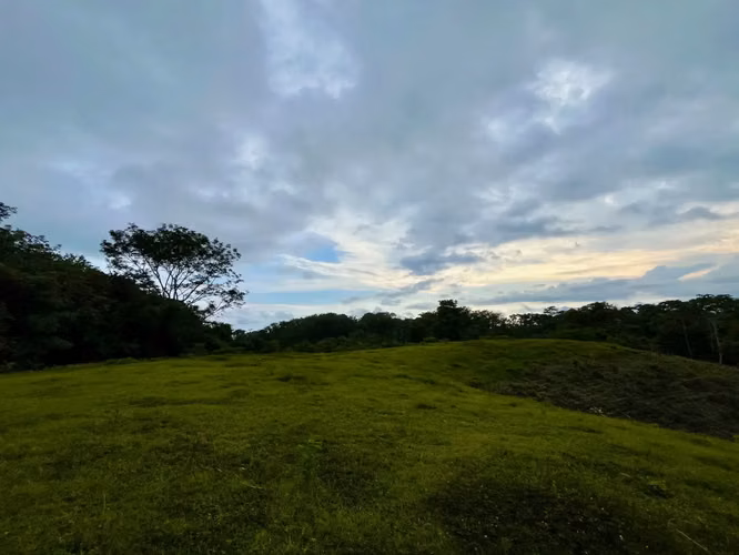 Terreno exclusivo con vista al mar de 2,7 hectáreas (6,8 acres) en Playa Hermosa Hills - Imagen 15