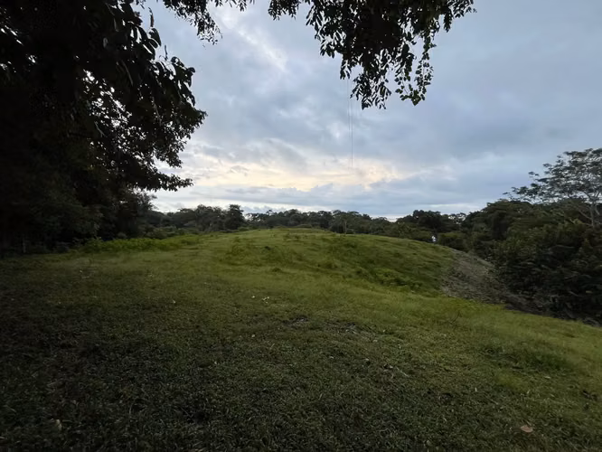 Terreno exclusivo con vista al mar de 2,7 hectáreas (6,8 acres) en Playa Hermosa Hills - Imagen 11
