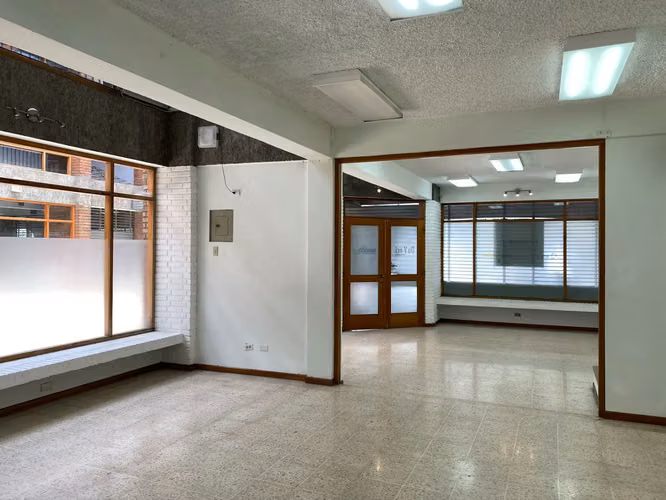 Prime Espacio Comercial Moderno de 741m2 en Escazú, San José - Imagen 3