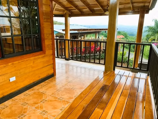 LOTE EN VENTA CON DOS HERMOSAS CASAS EN ATENAS, ALAJUELA - Imagen 5