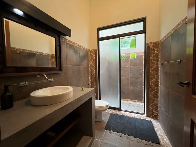 Casa de playa de 3 dormitorios a pasos de Playa Hermosa Santa Teresa - Imagen 19