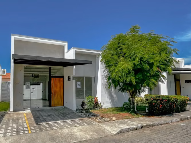 Villa en la playa en Jacó - Imagen 3