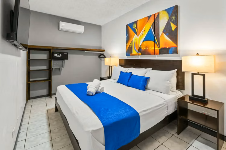 Paraíso tropical: Hotel privado de 20 habitaciones en alquiler vacacional cerca del Casino Cocal - Imagen 9