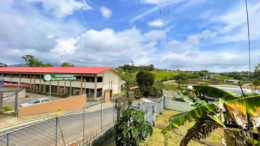 LOTE CON CASA EN VENTA EN SAN RAMÓN, ALAJUELA