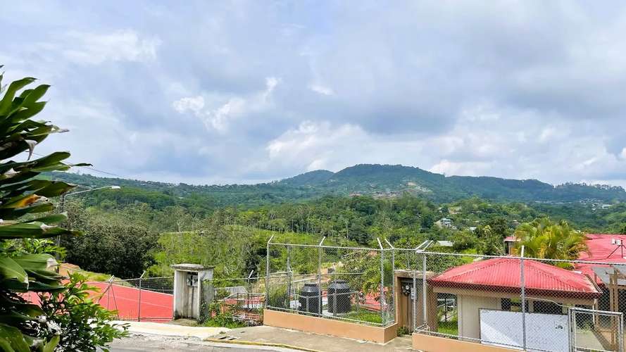 LOTE CON CASA EN VENTA EN SAN RAMÓN, ALAJUELA