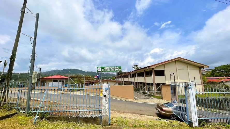 LOTE CON CASA EN VENTA EN SAN RAMÓN, ALAJUELA