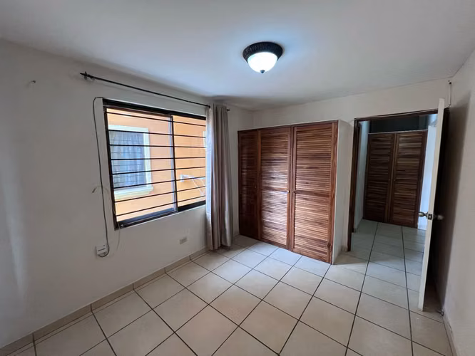 Edificio Residencial de Apartamentos en San Antonio de Belén: 8 Unidades, Inversión Óptima - Imagen 9