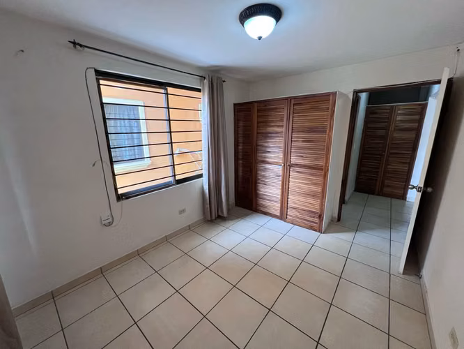 Edificio Residencial de Apartamentos en San Antonio de Belén: 8 Unidades, Inversión Óptima - Imagen 4