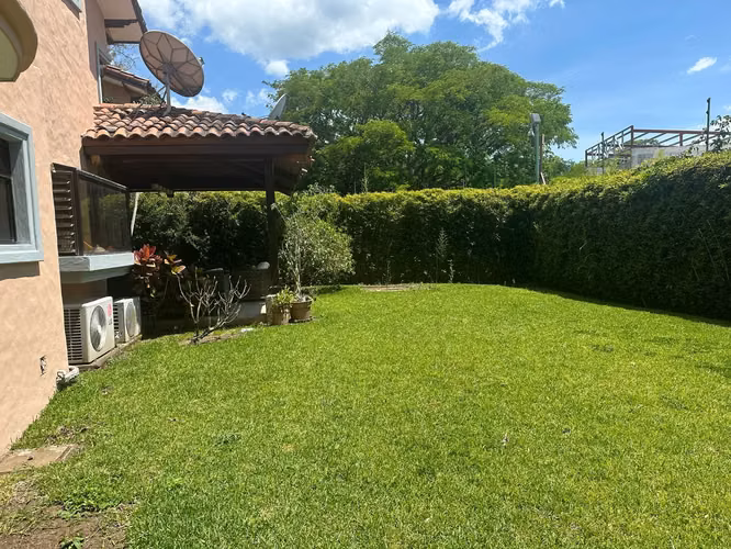 Casa adosada de 3 habitaciones en alquiler en condominio en Santa Ana - Imagen 11