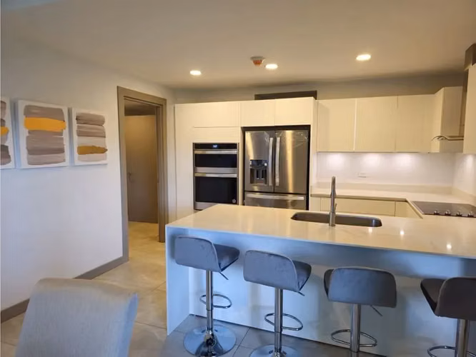 Espectacular Apartamento de Lujo en Escazú con 3 Habitaciones y Amenidades Premium - Imagen 9