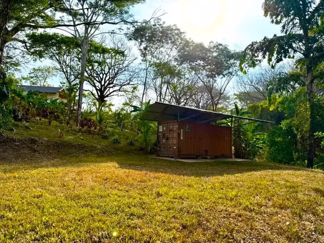 Terreno selvático de 1.494 m² en Delicias con espacio para almacenamiento en contenedores y potencial para construir una vivienda | A 15 minutos de Playa Carmen - Imagen 5
