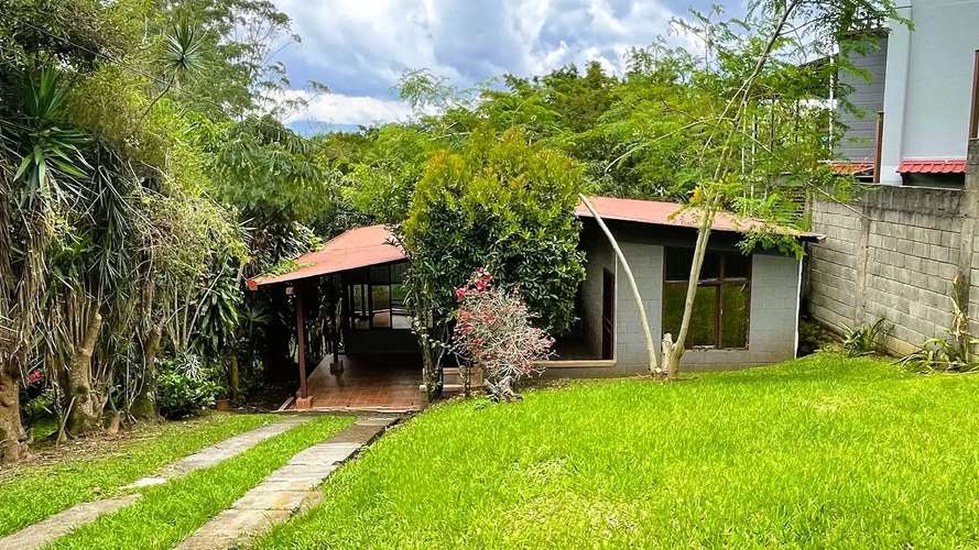 CASA EN VENTA EN PALMARES, ALAJUELA