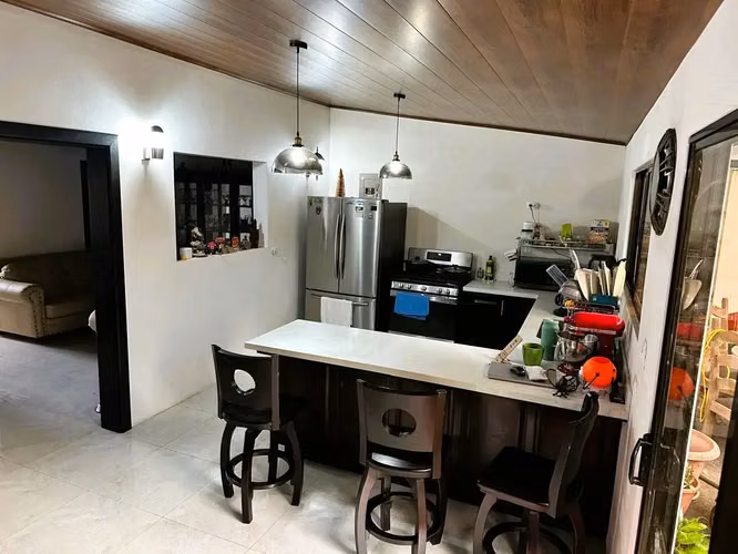 ENCANTADORA CASA EN VENTA EN SAN RAFAEL, SAN RAMÓN – EXCELENTE UBICACIÓN - Imagen 7