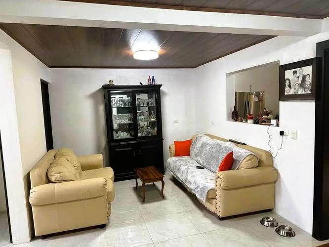 HERMOSA CASA EN VENTA EN SAN RAFAEL, SAN RAMÓN – EXCELENTE UBICACIÓN