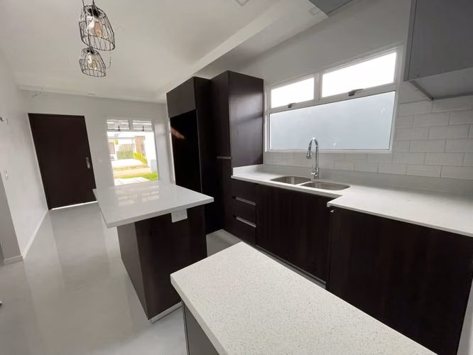 Casa moderna en venta en Grecia, Alajuela - Imagen 2