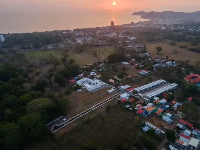 Hermoso lote de terreno en Playa Jaco - Imagen 3