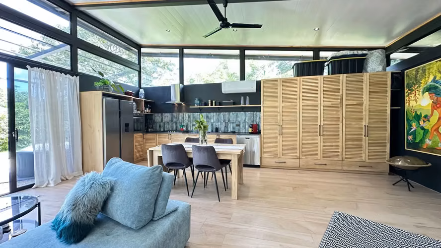 Moderna casa contenedor en un rancho de caballos Oasis – 5.029 m² en San Isidro, Santa Teresa - Imagen 11