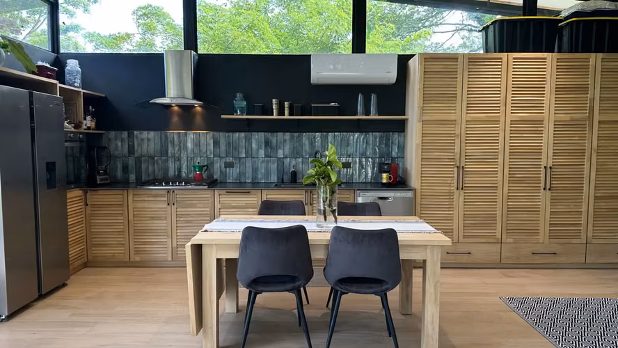 Moderna casa contenedor en un rancho de caballos Oasis – 5.029 m² en San Isidro, Santa Teresa - Imagen 12