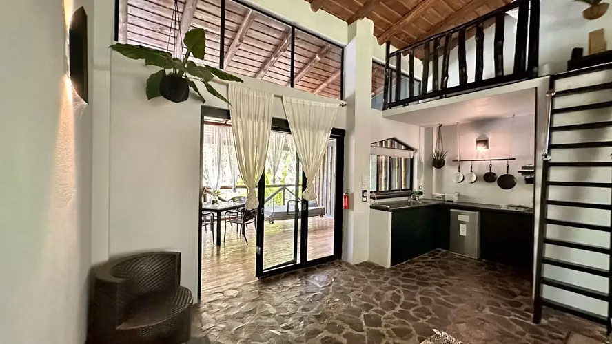 Edificio Eco Chic Multi Unit en las colinas de Santa Teresa - Imagen 8