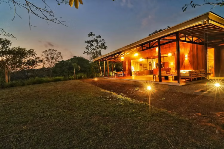 Finca estilo resort con vista al mar en la comunidad de Brisas - Imagen 7