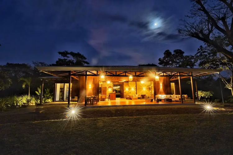 Finca estilo resort con vista al mar en la comunidad de Brisas - Imagen 4