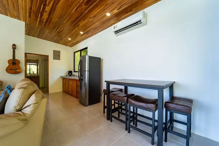 Casa asequible con vista al mar – A pasos de la playa | Playa San Miguel, Costa Rica - Imagen 9
