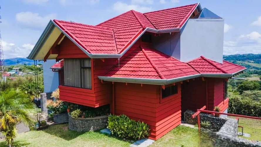 EXCLUSIVA CASA ESTILO CHALET EN VENTA EN VOLIO, SAN RAMÓN - Imagen 6