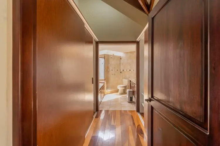 EXCLUSIVA CASA ESTILO CHALET EN VENTA EN VOLIO, SAN RAMÓN - Imagen 8