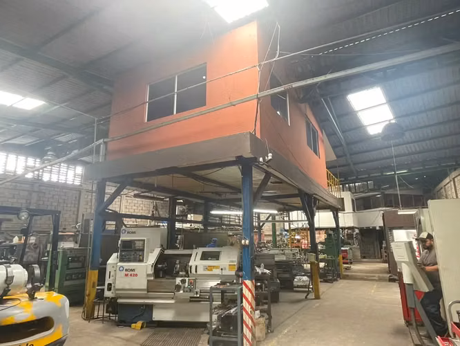 For SALE: Industrial Warehouse in Desamparados