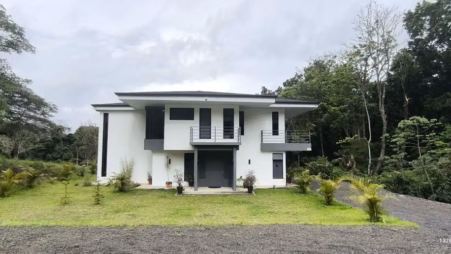 The Hidden Creek Villa: Melodía de la naturaleza, elegancia moderna y el encanto del café en la Toscana de Costa Rica, Naranjo Hills - Imagen 1