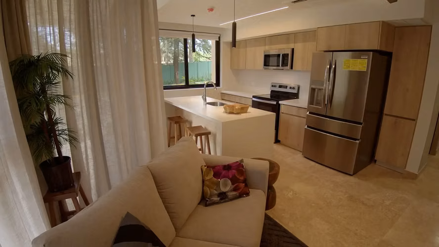 Nuevo apartamento de lujo de 2 habitaciones en Costa Rica: piscina, diseño moderno y vistas verdes. - Imagen 12