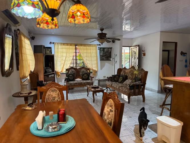 CASA CON ENCANTO Y VISTAS PANORÁMICAS AL BOSQUE - Imagen 10