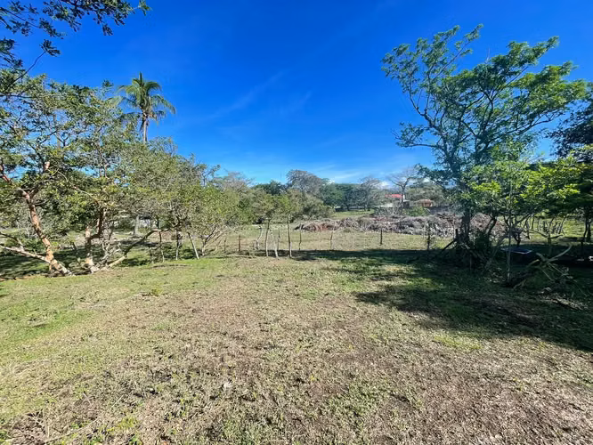 En venta: Terreno para desarrollo en Santa Ana - Imagen 12