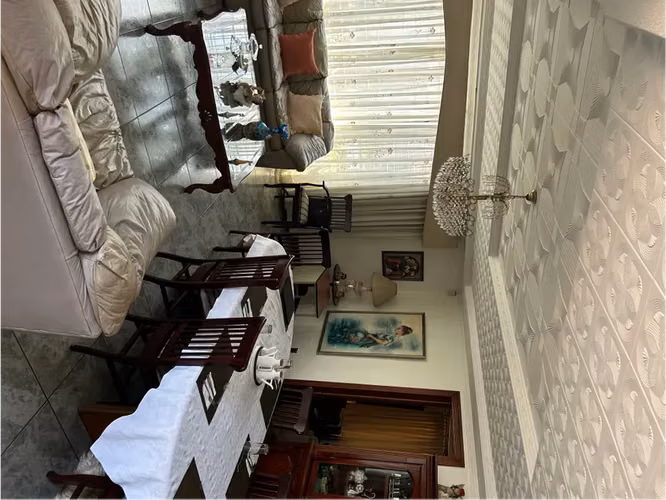 CASA DE UN NIVEL COMPLETAMENTE AMUEBLADA EN ALQUILER EN LA FAVORITA, ROHRMOSER