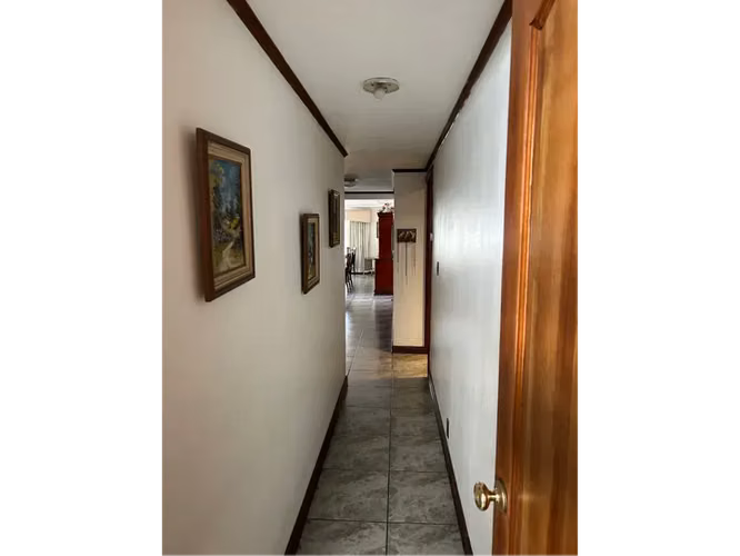 CASA DE UN NIVEL COMPLETAMENTE AMUEBLADA EN ALQUILER EN LA FAVORITA, ROHRMOSER
